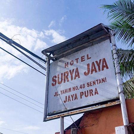 Reddoorz Near Sentani Airport Jayapura酒店 外观 照片