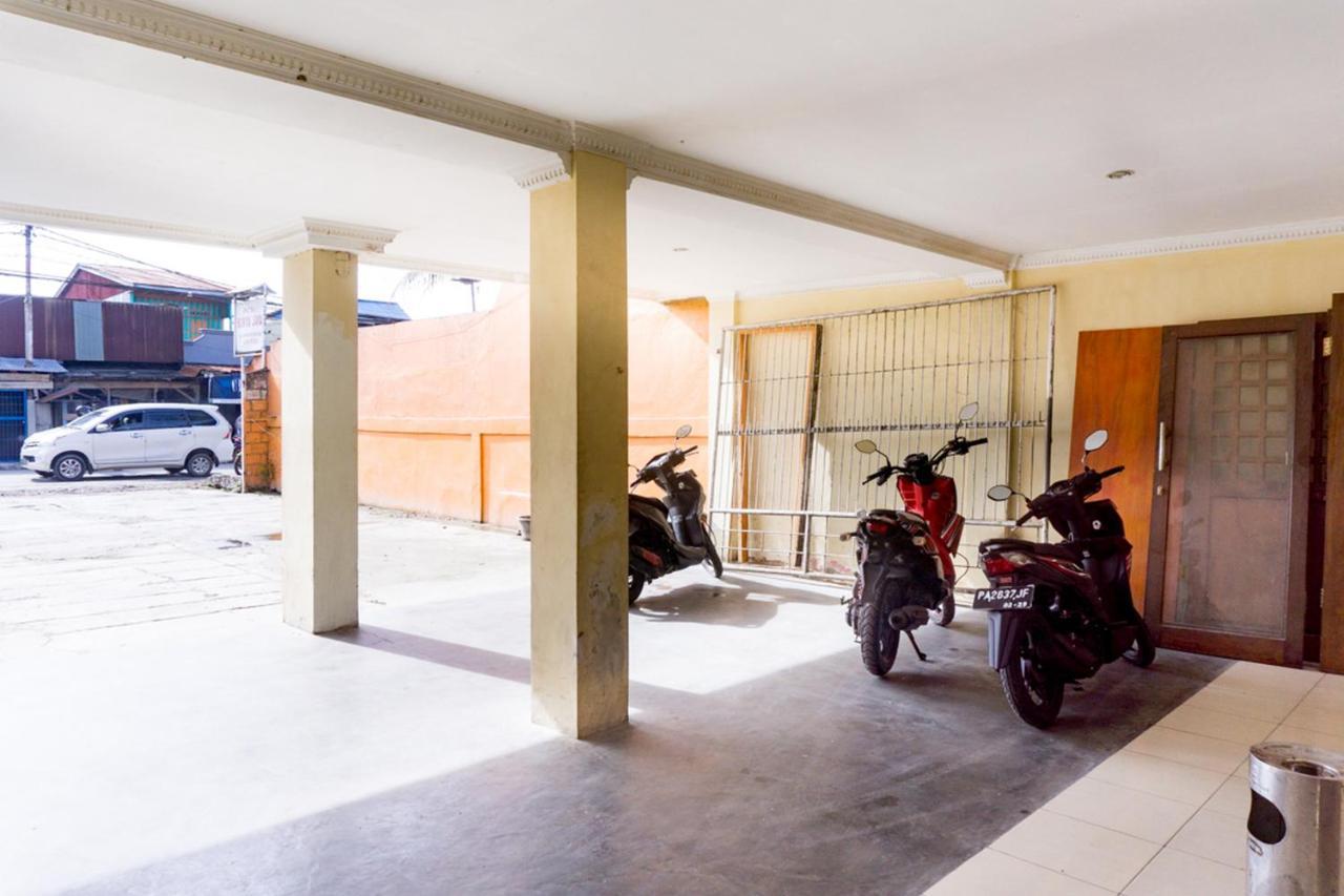 Reddoorz Near Sentani Airport Jayapura酒店 外观 照片