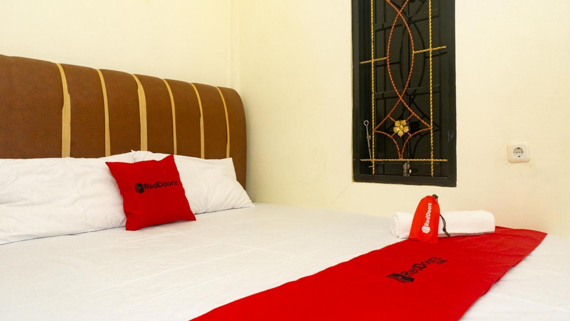 Reddoorz Near Sentani Airport Jayapura酒店 外观 照片